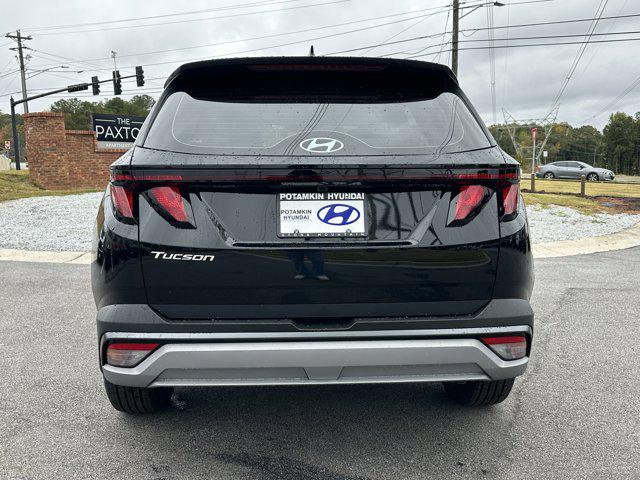 2026 Hyundai Tucson SE photo 2