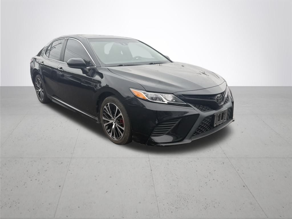 2018 Toyota Camry L photo 4