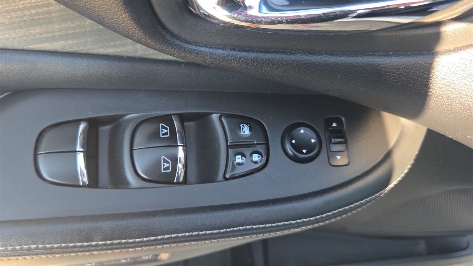 2015 Nissan Murano Platinum photo 27