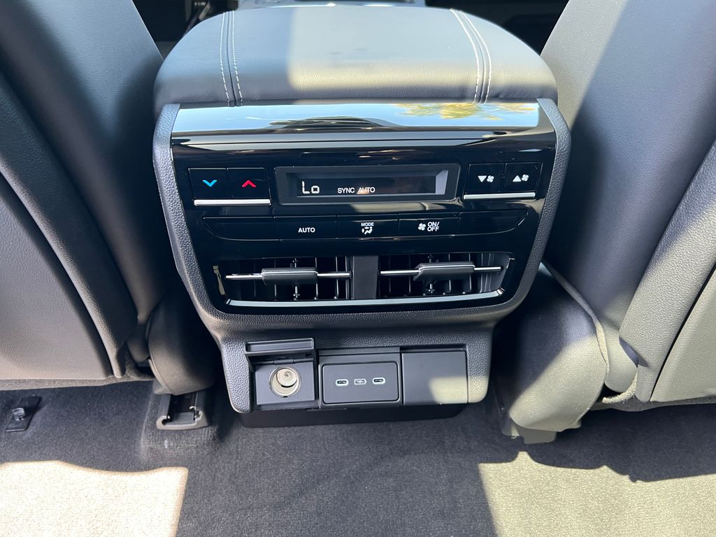 2026 Acura MDX Technology photo 21