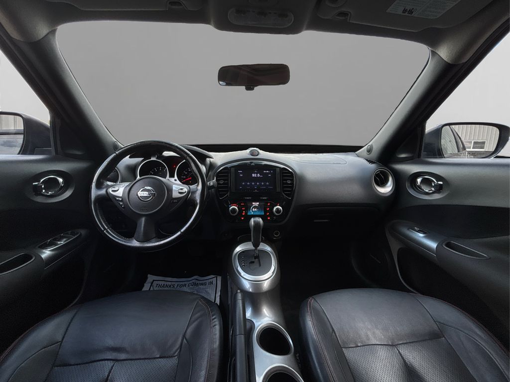2017 Nissan Juke SL photo 26