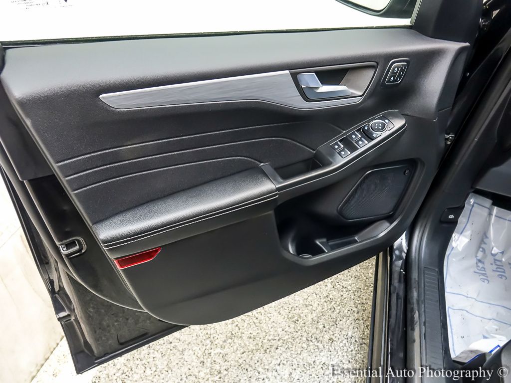 2025 FORD ESCAPE - Image 21