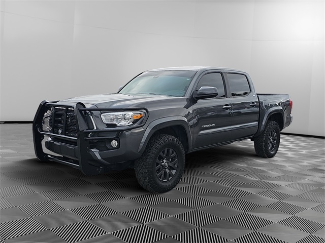 2021 Toyota Tacoma SR5's photo
