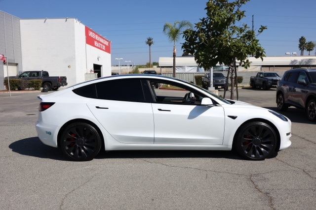 2023 Tesla Model 3 Performance photo 2