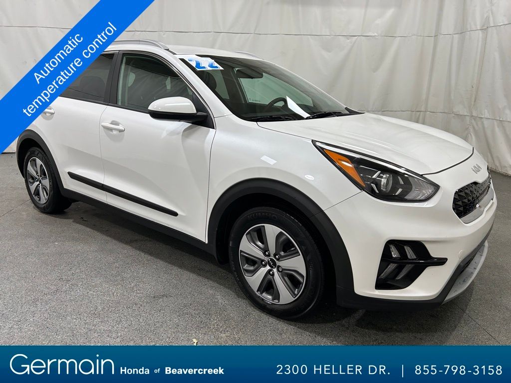 Used 2022 Kia Niro LX with VIN KNDCB3LC9N5536602 for sale in Beavercreek, OH