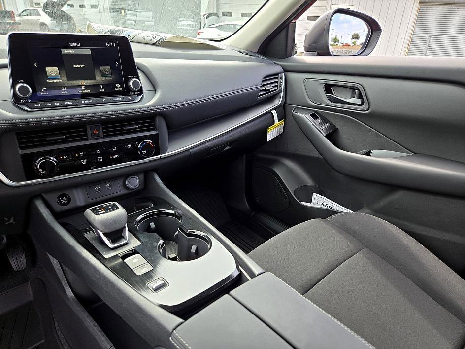 2026 Nissan Rogue S photo 12