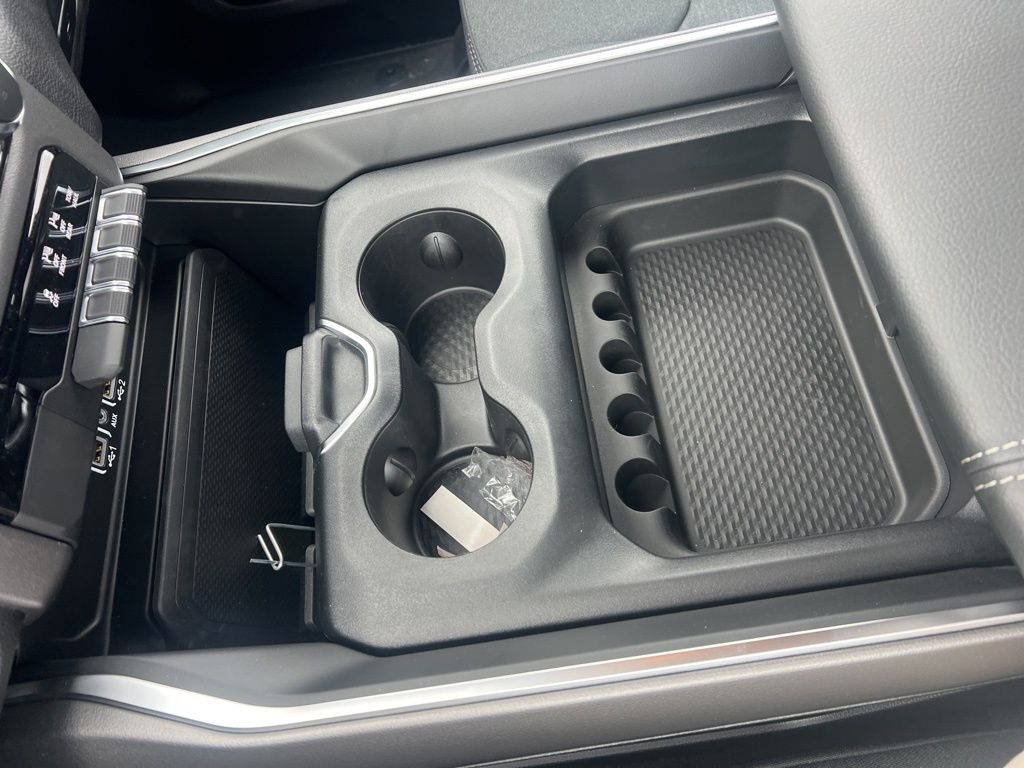 2025 Ram 1500 Big Horn Lone Star photo 17