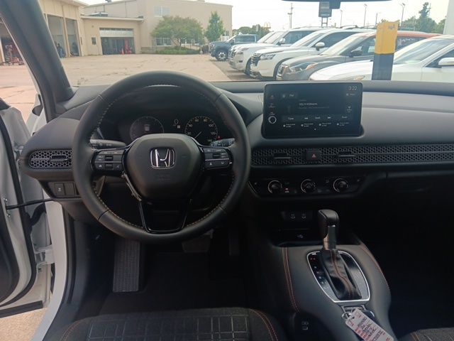2026 Honda HR-V Sport photo 17