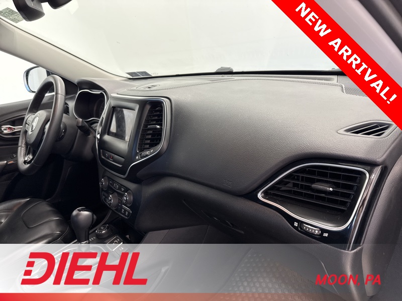 2019 Jeep Cherokee Altitude photo 13