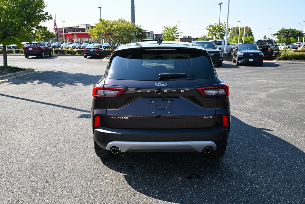 2023 Ford Escape Active photo 3