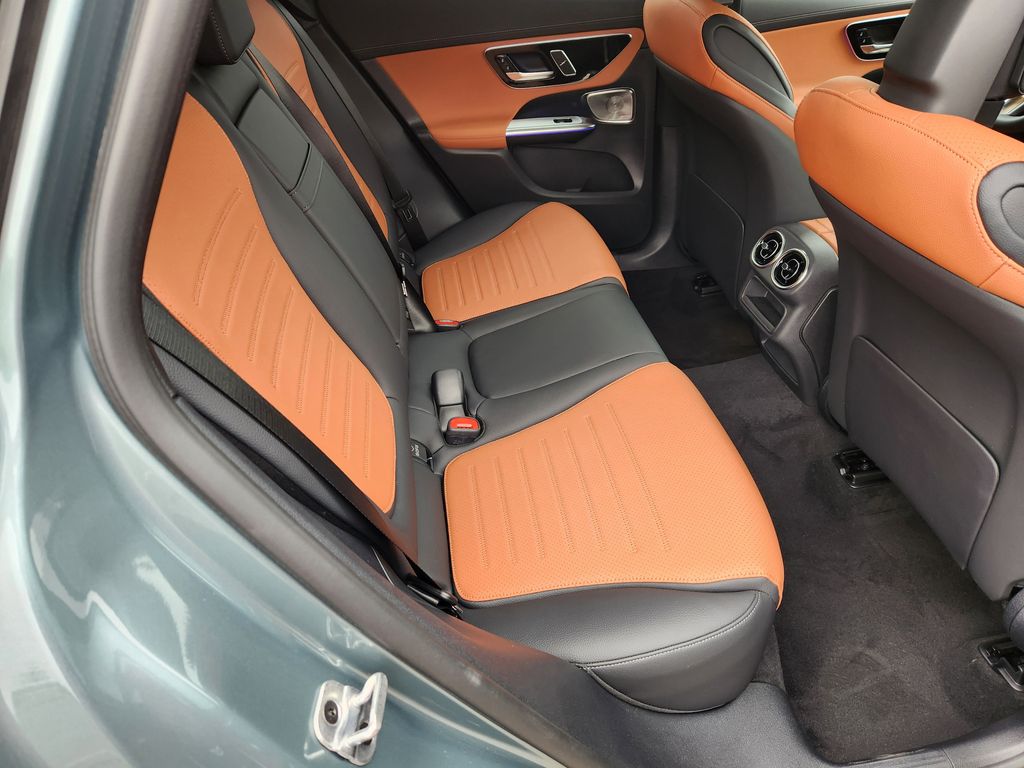 2026 Mercedes Benz GLC 300 4MATIC photo 17