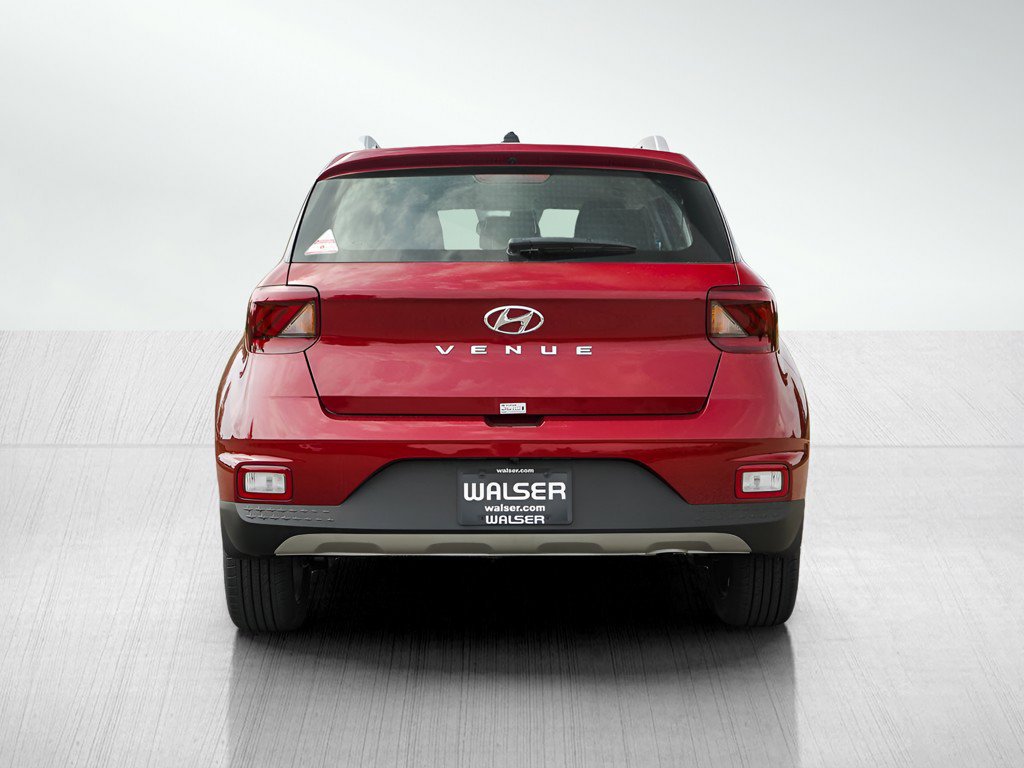 2025 Hyundai Venue Limited photo 4