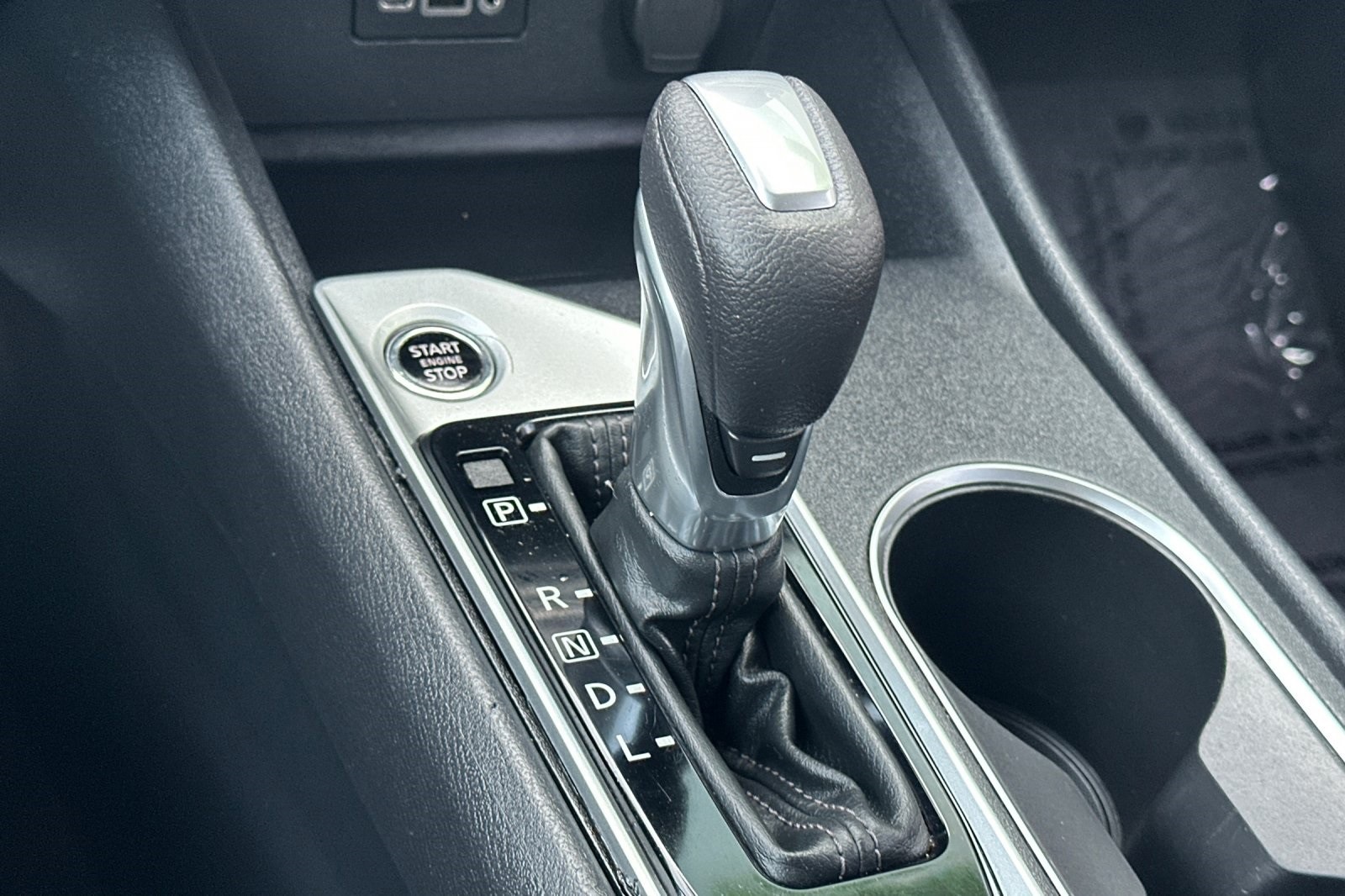 2022 Nissan Altima 2.5 SV photo 23