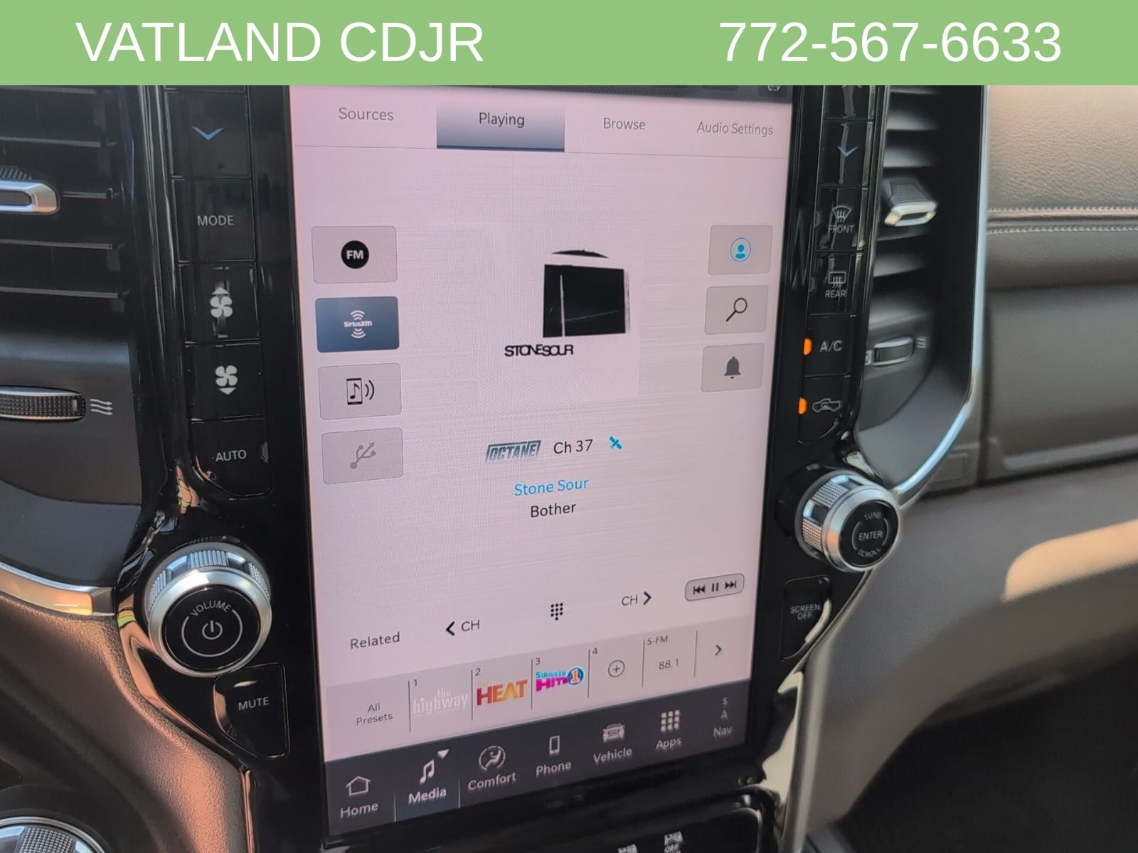2026 Ram 1500 Laramie photo 15