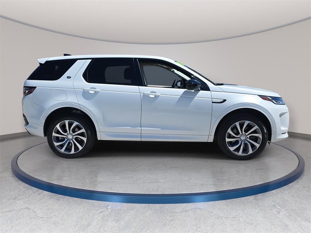 2025 Land Rover Discovery Sport S photo 3