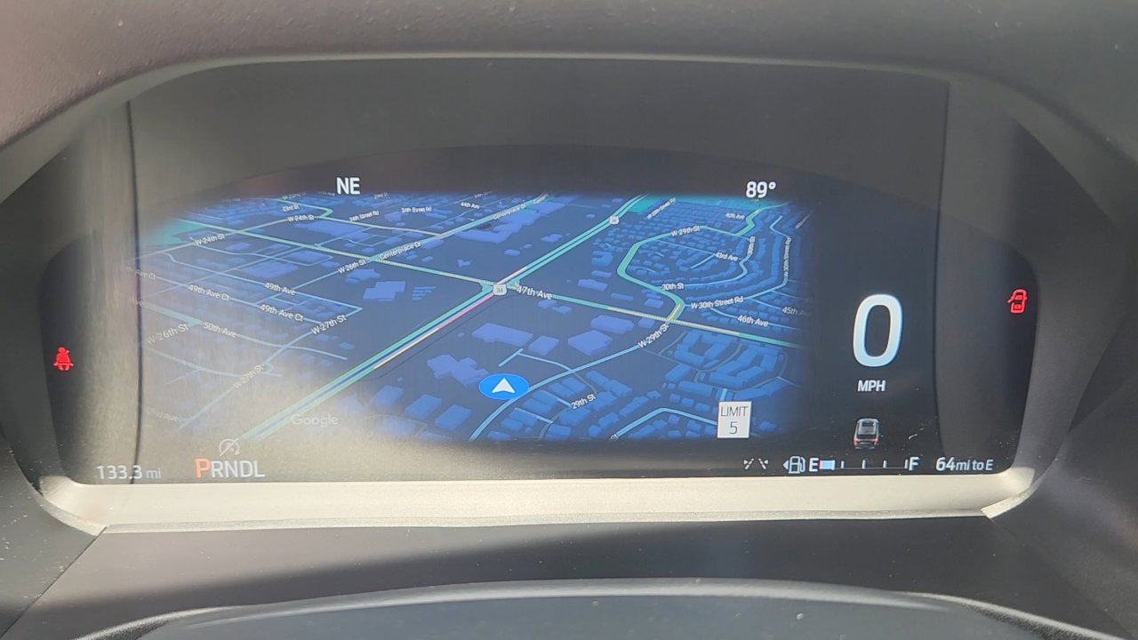 2025 Ford Explorer photo 9