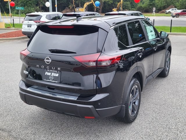 2026 Nissan Rogue SV photo 3