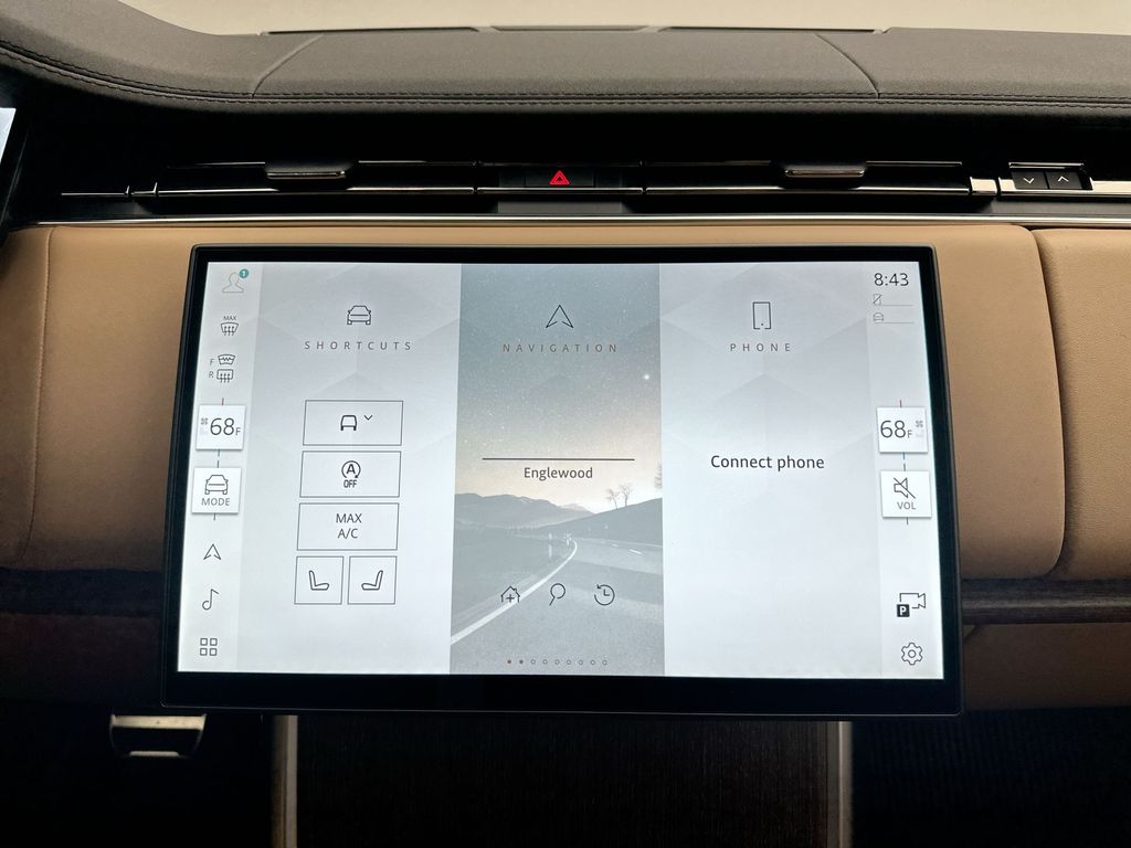 2025 Land Rover Range Rover SE photo 11