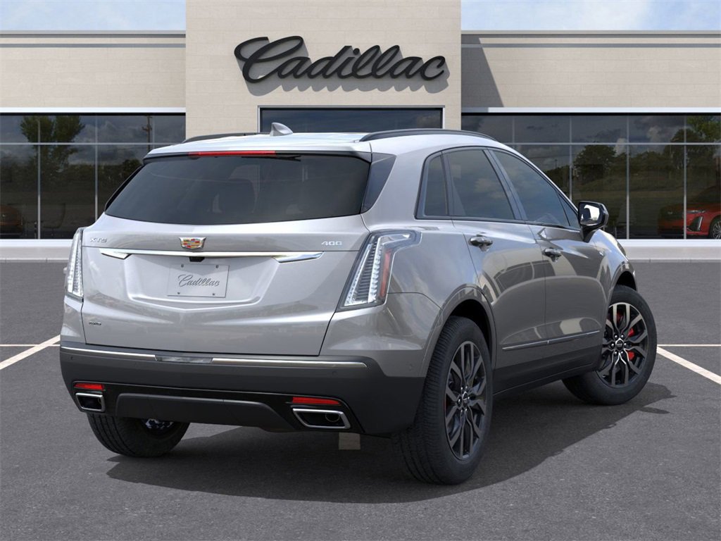 2025 Cadillac XT5 Sport photo 3