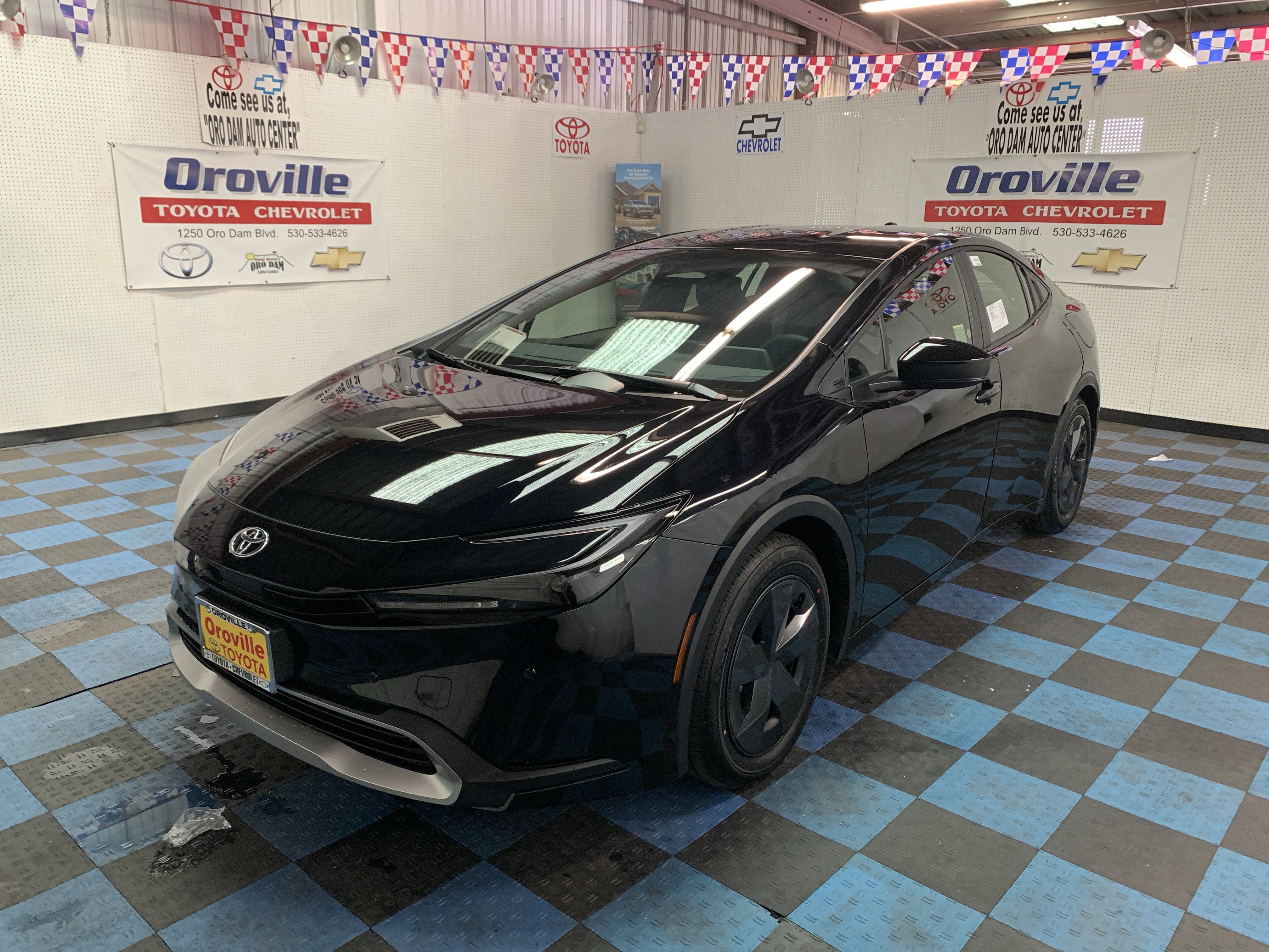 2026 Toyota Prius SE's photo