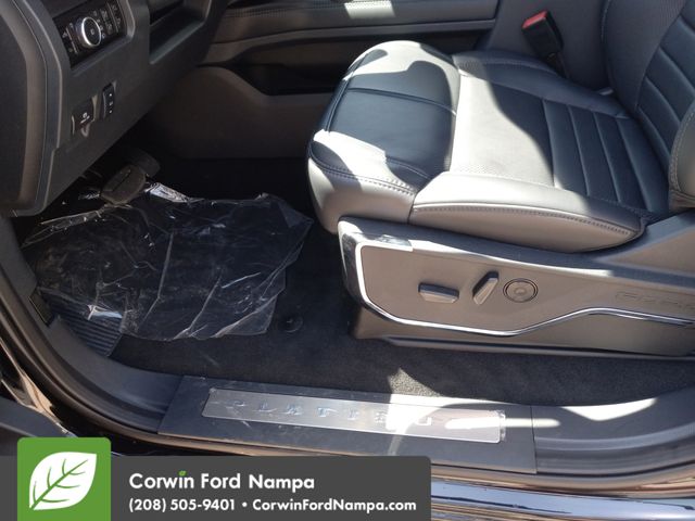 New 2025 Agate Black Metallic Ford Platinum image 15