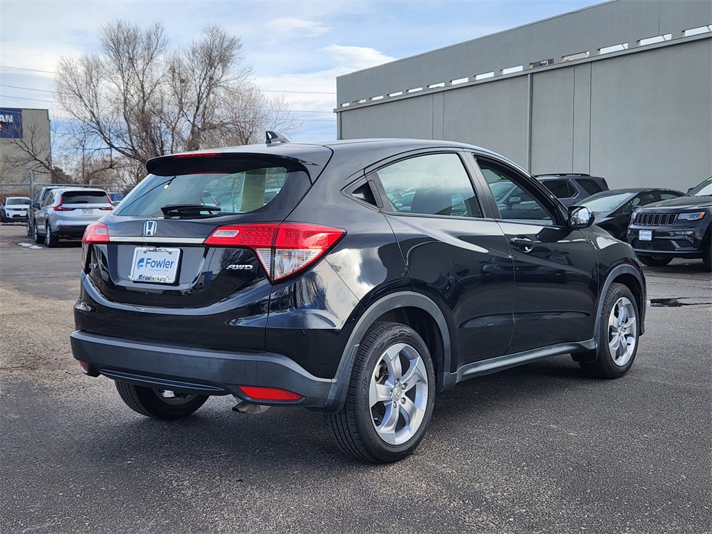 2022 Honda HR-V LX photo 2