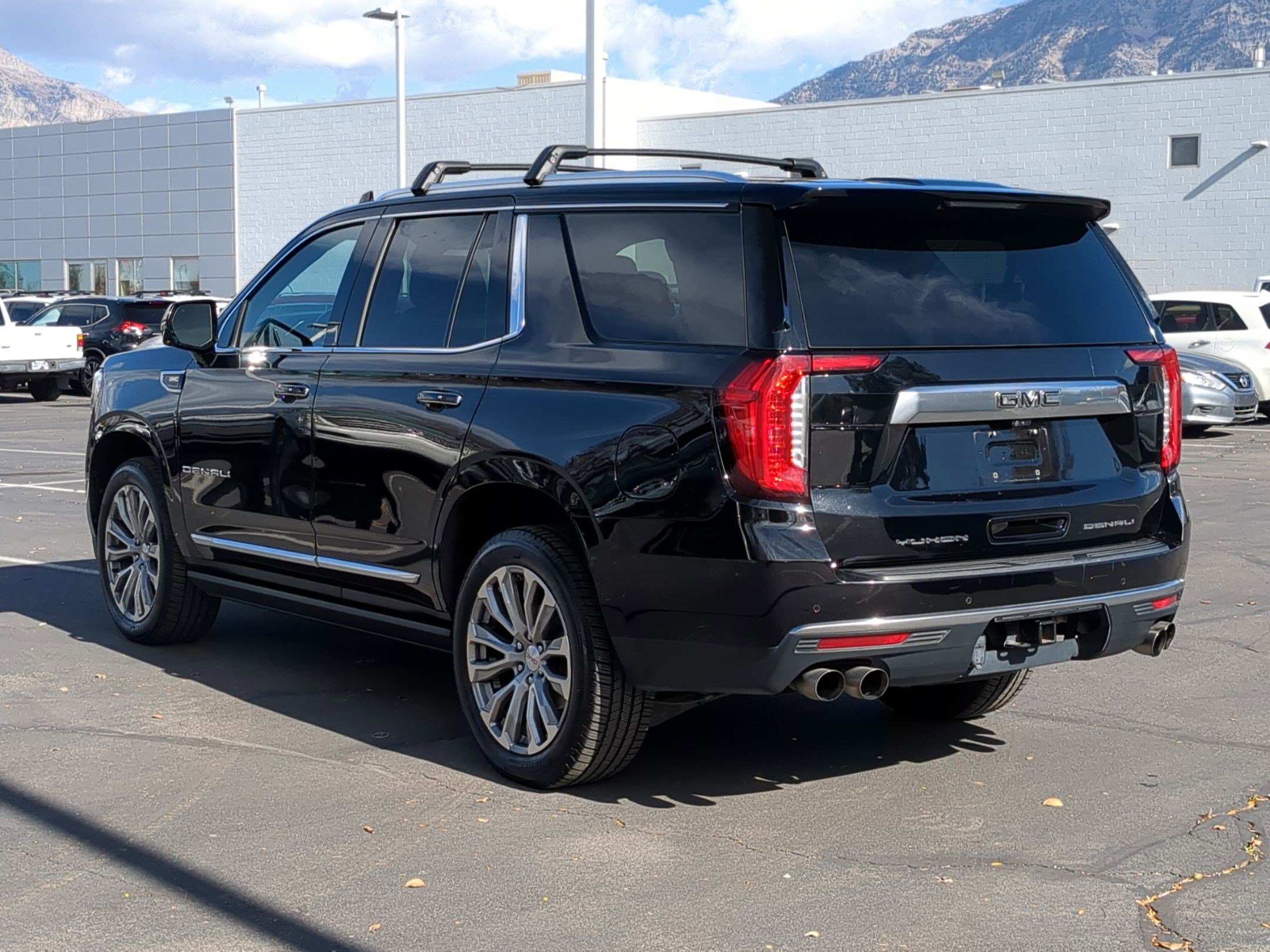 2021 Gmc Yukon Denali photo 4