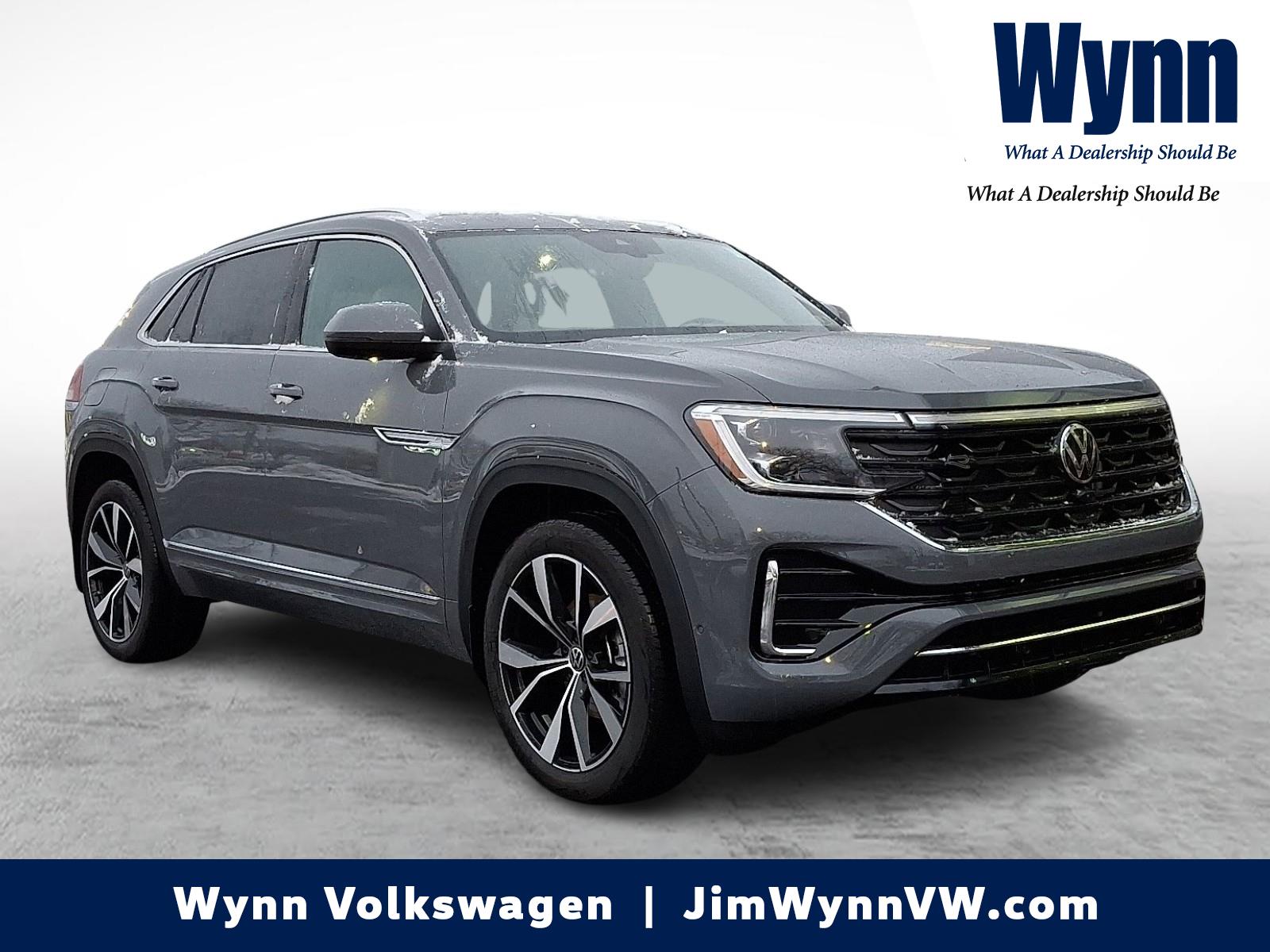 2026 Volkswagen Atlas Cross Sport SEL Premium R-LINE's photo