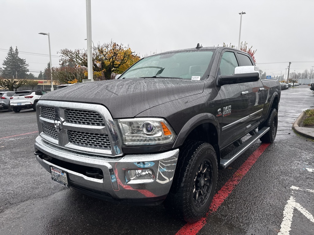 2015 Ram 2500 Laramie photo 3