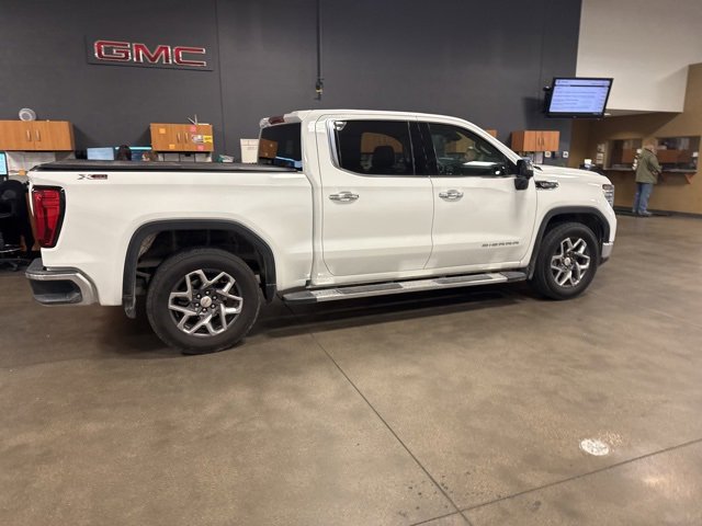 2023 Gmc Sierra 1500 SLT photo 4