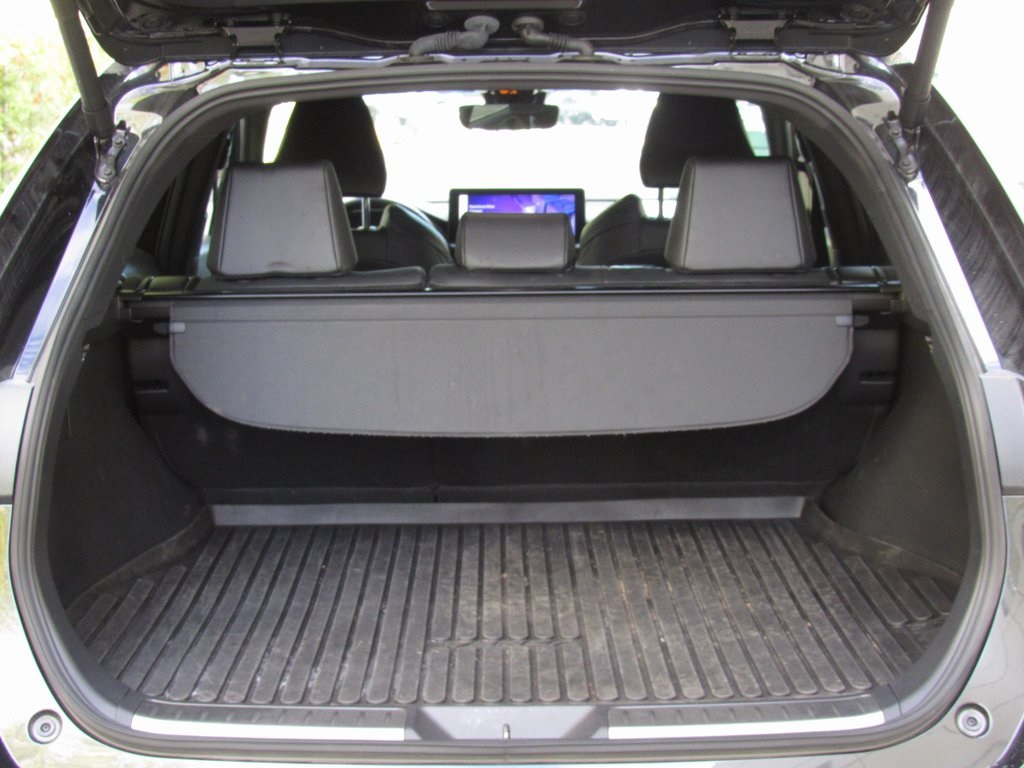 2024 Toyota Venza photo 16