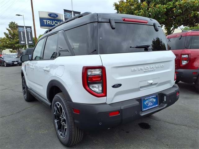 2025 Ford Bronco Sport Outer Banks photo 4