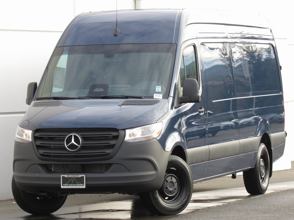 2025 Mercedes-Benz Sprinter Cargo Van Base's photo