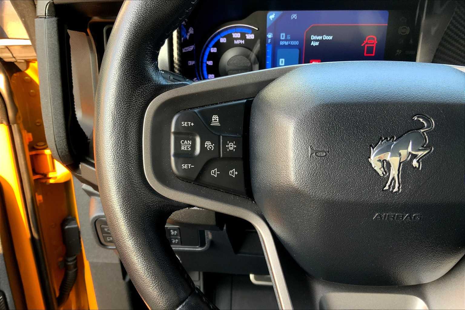 2021 Ford Bronco First Edition photo 42