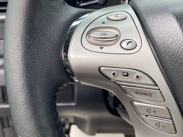 2021 Nissan Murano S photo 24