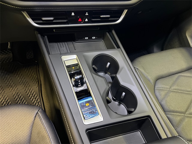 2026 Volkswagen Atlas SE photo 16