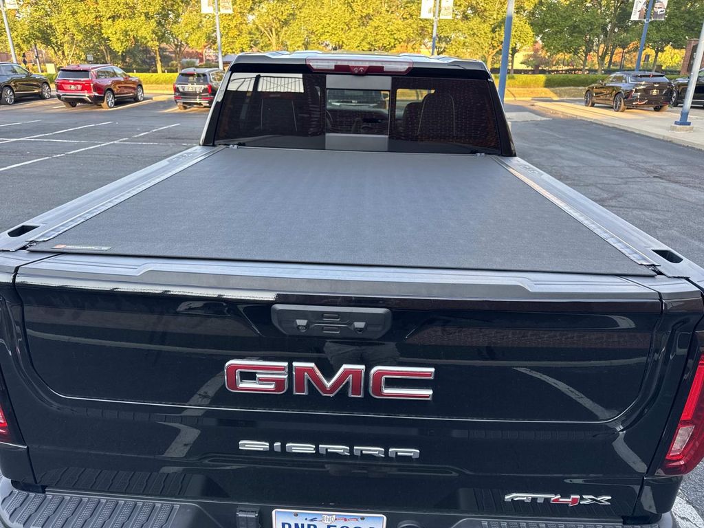 2022 Gmc Sierra 1500 AT4X photo 2