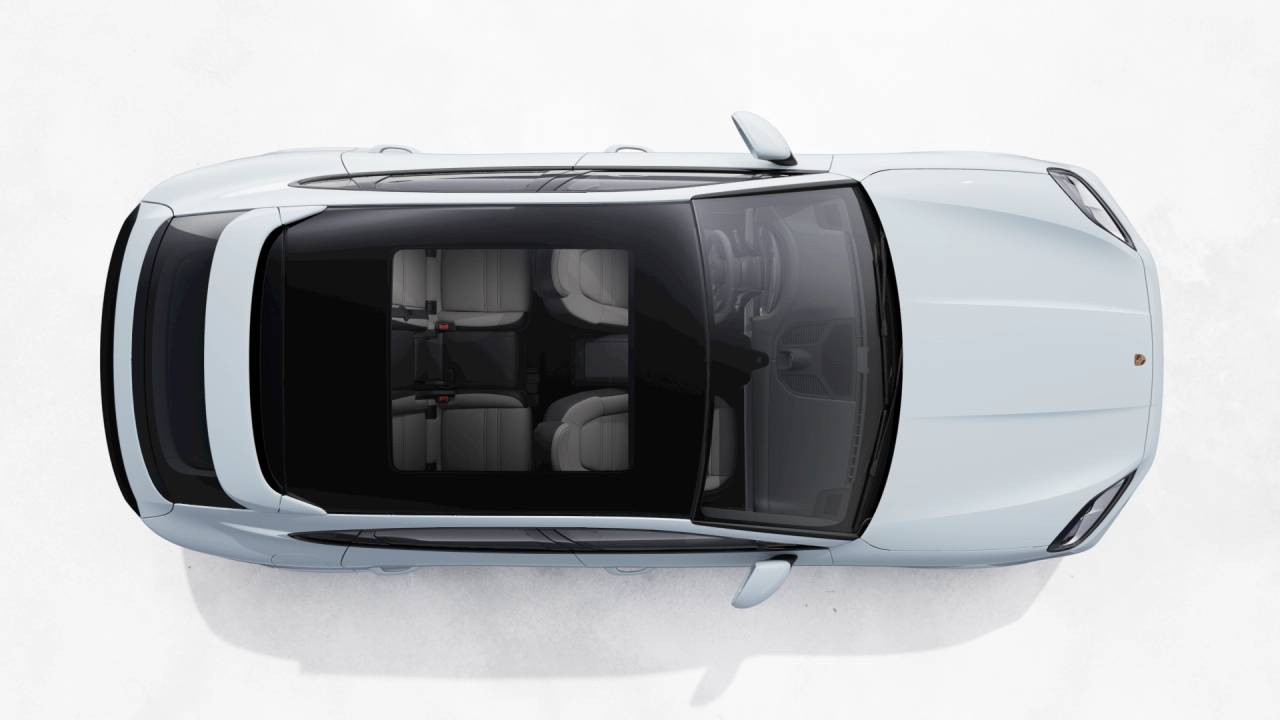 2026 Porsche Cayenne Coupe photo 4