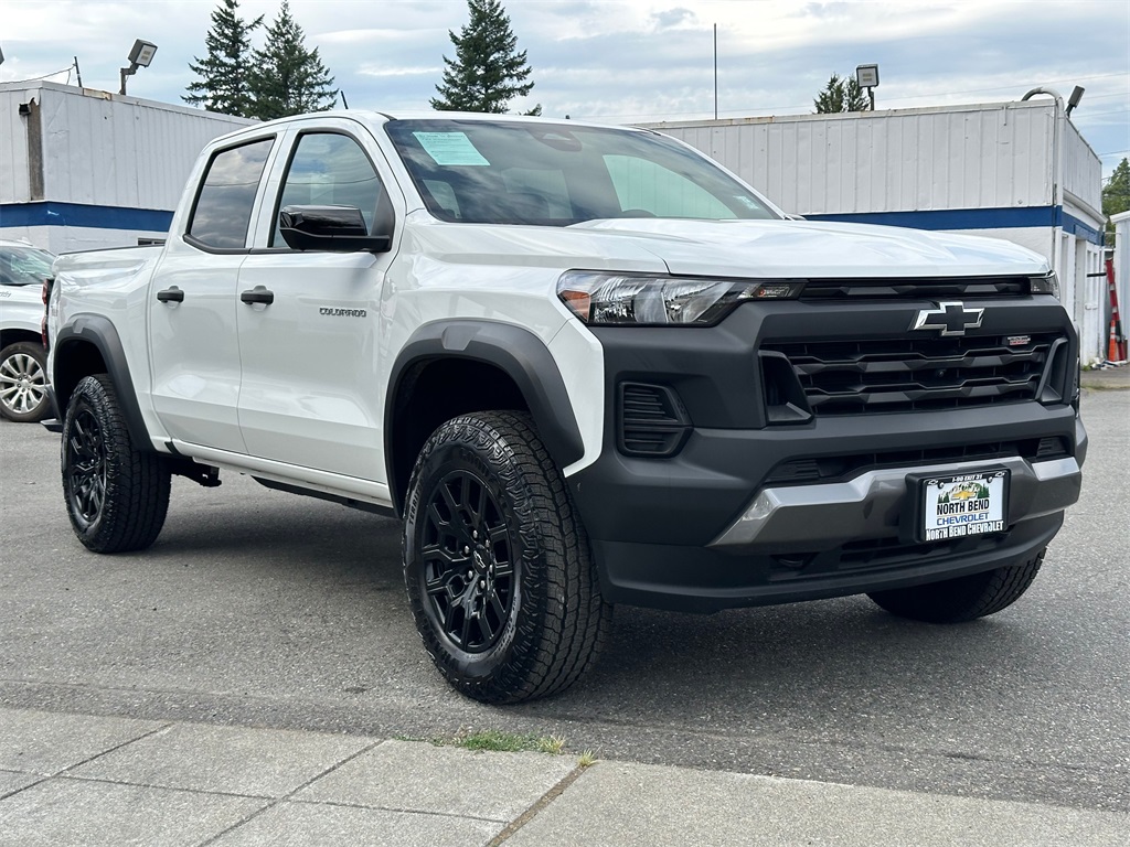 2024 Chevrolet Colorado Trail Boss photo 4