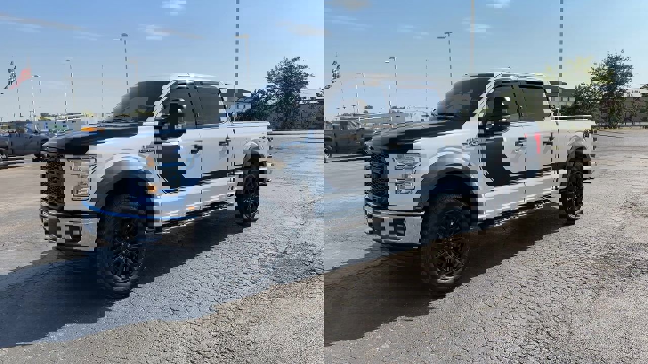 2016 Ford F-150 XLT photo 4