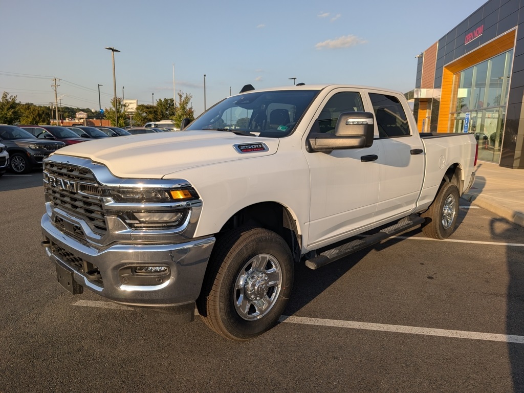 2025 Ram 2500 Tradesman photo 11