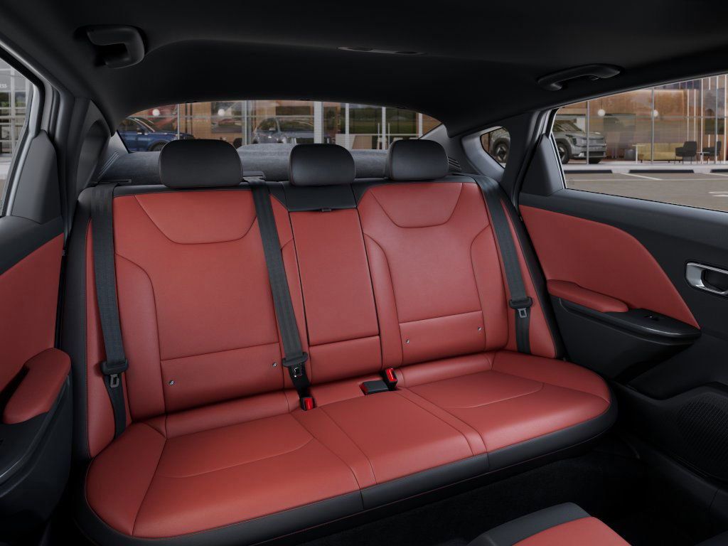 2025 Kia K4 GT-Line Turbo photo 16