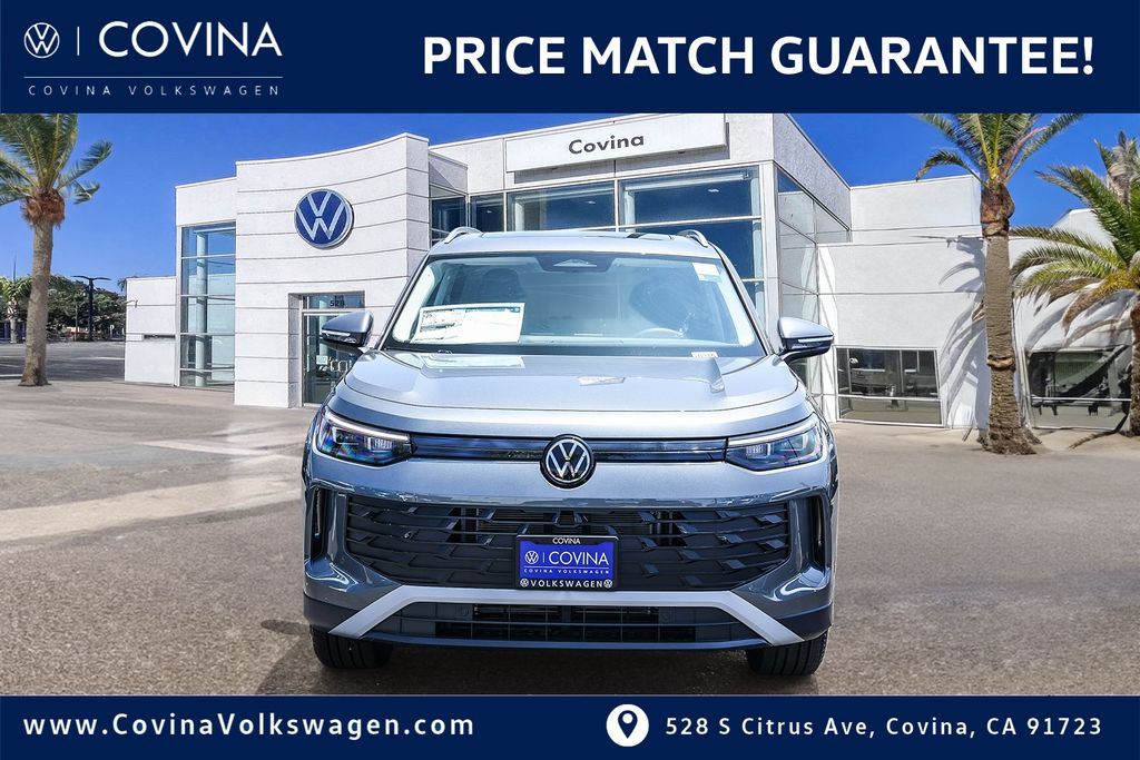 2025 Volkswagen Tiguan SE photo 2