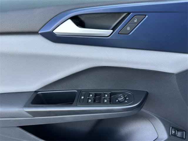 2022 Volkswagen Taos SE photo 18