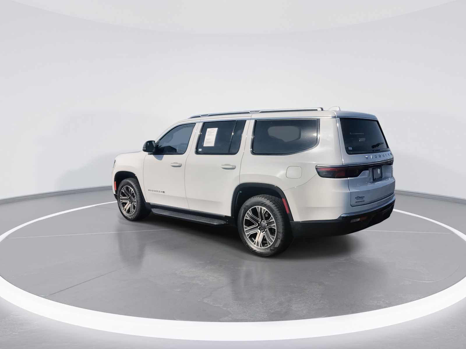 2023 Jeep Wagoneer Series II photo 6