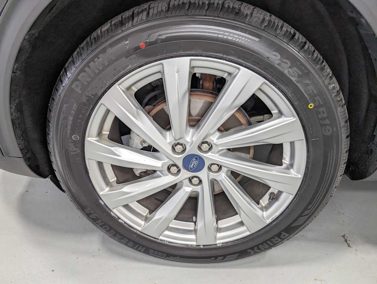 2021 Ford Escape Titanium photo 3
