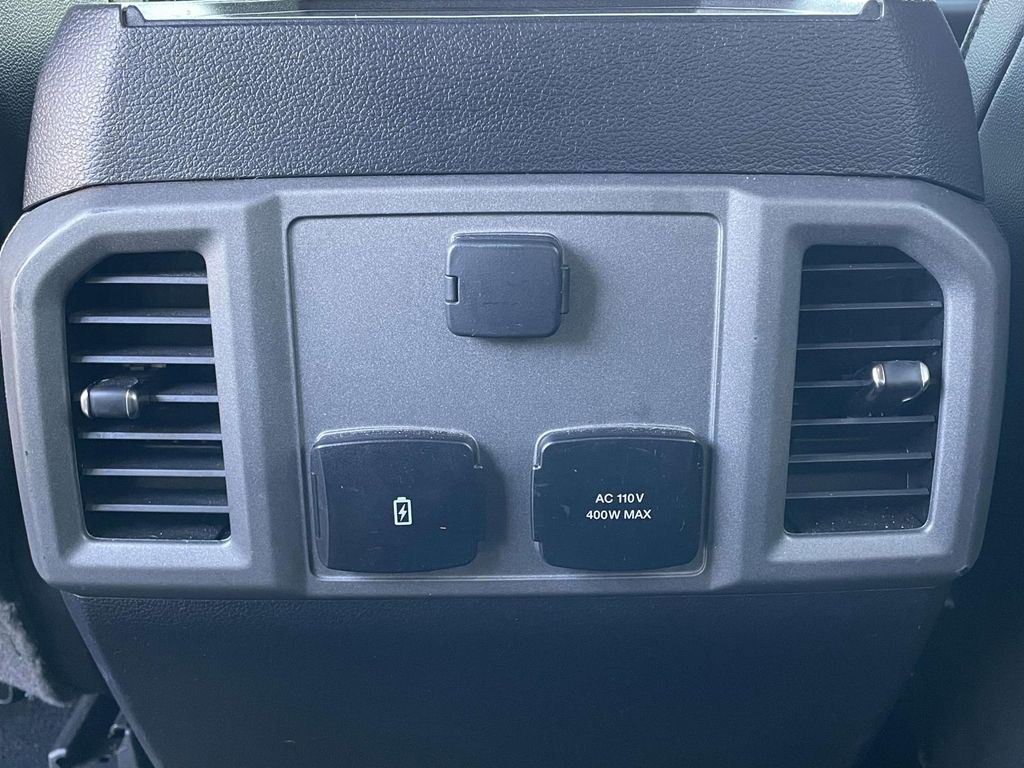 2020 Ford F-150 Raptor photo 4