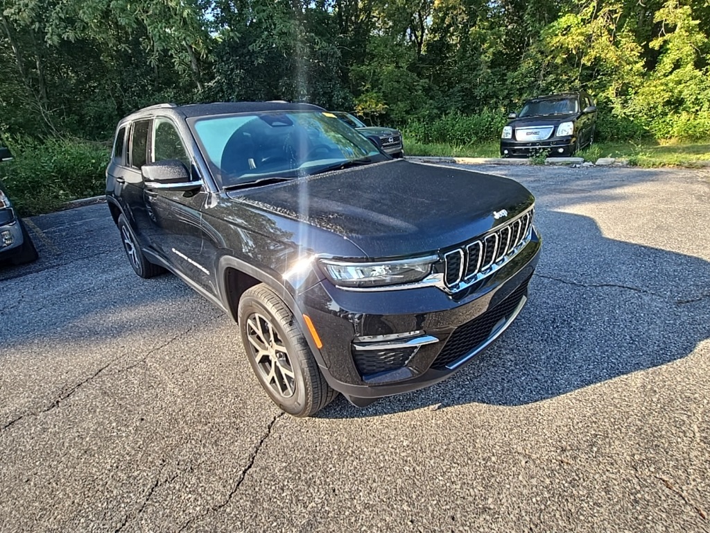 2024 Jeep Grand Cherokee Limited photo 9