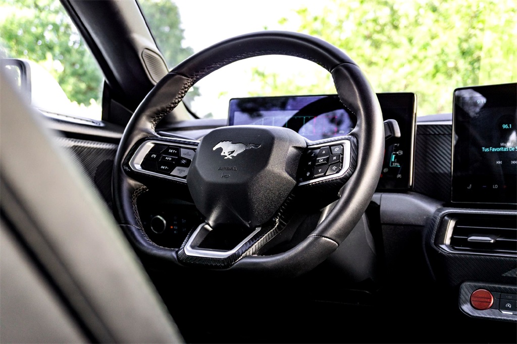 2024 Ford Mustang EcoBoost photo 27