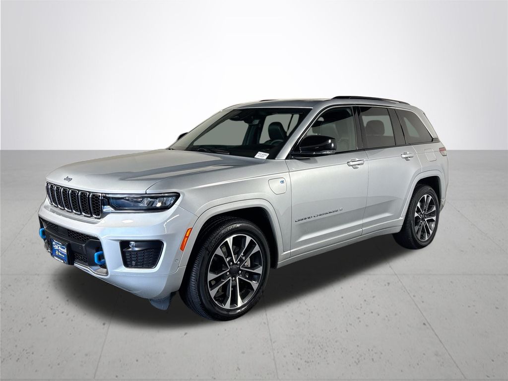 2023 Jeep Grand Cherokee Overland 4xe photo 2